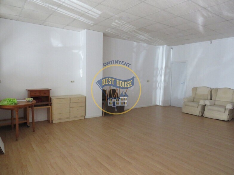 Local en València en venta - Foto del edificio - Imagen 1 de 6
