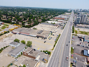 252 Queen St E, Brampton, ON - VISTA AÉREA  vista de mapa