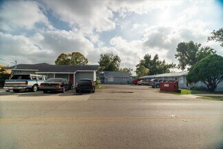 Más detalles de 13928 Bandera St, Houston, TX - Edificio residencial​ en venta