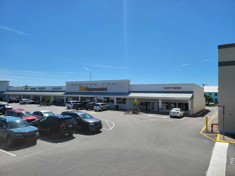 4265 Tamiami Trl, Port Charlotte, FL en alquiler - Foto del edificio - Imagen 3 de 6