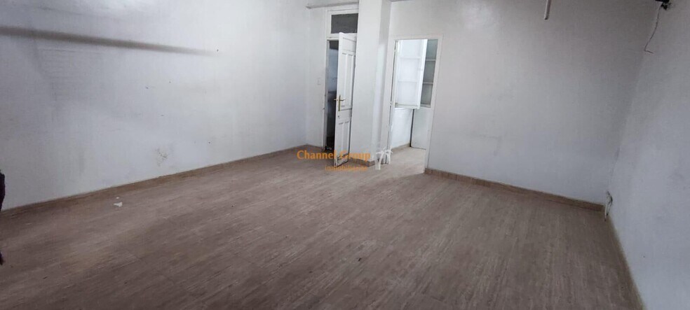 Local en Quinto en venta - Foto del edificio - Imagen 2 de 6