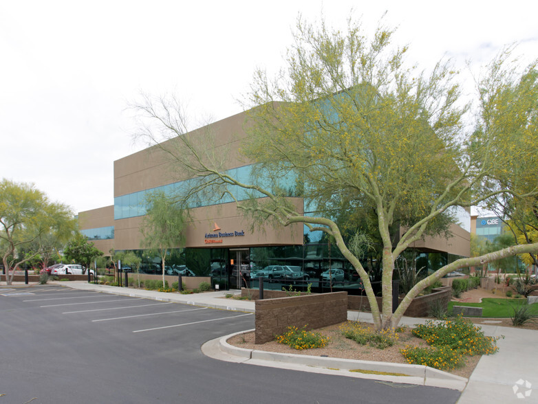 2727 W Frye Rd, Chandler, AZ en alquiler - Foto del edificio - Imagen 2 de 9