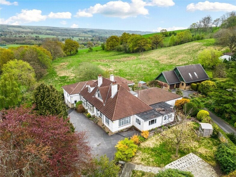 Moorfield Road, Ben Rhydding, Ilkley en venta - Foto del edificio - Imagen 3 de 15