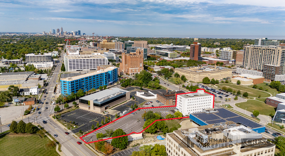 10900 Carnegie Ave, Cleveland, OH en alquiler - Foto del edificio - Imagen 2 de 10