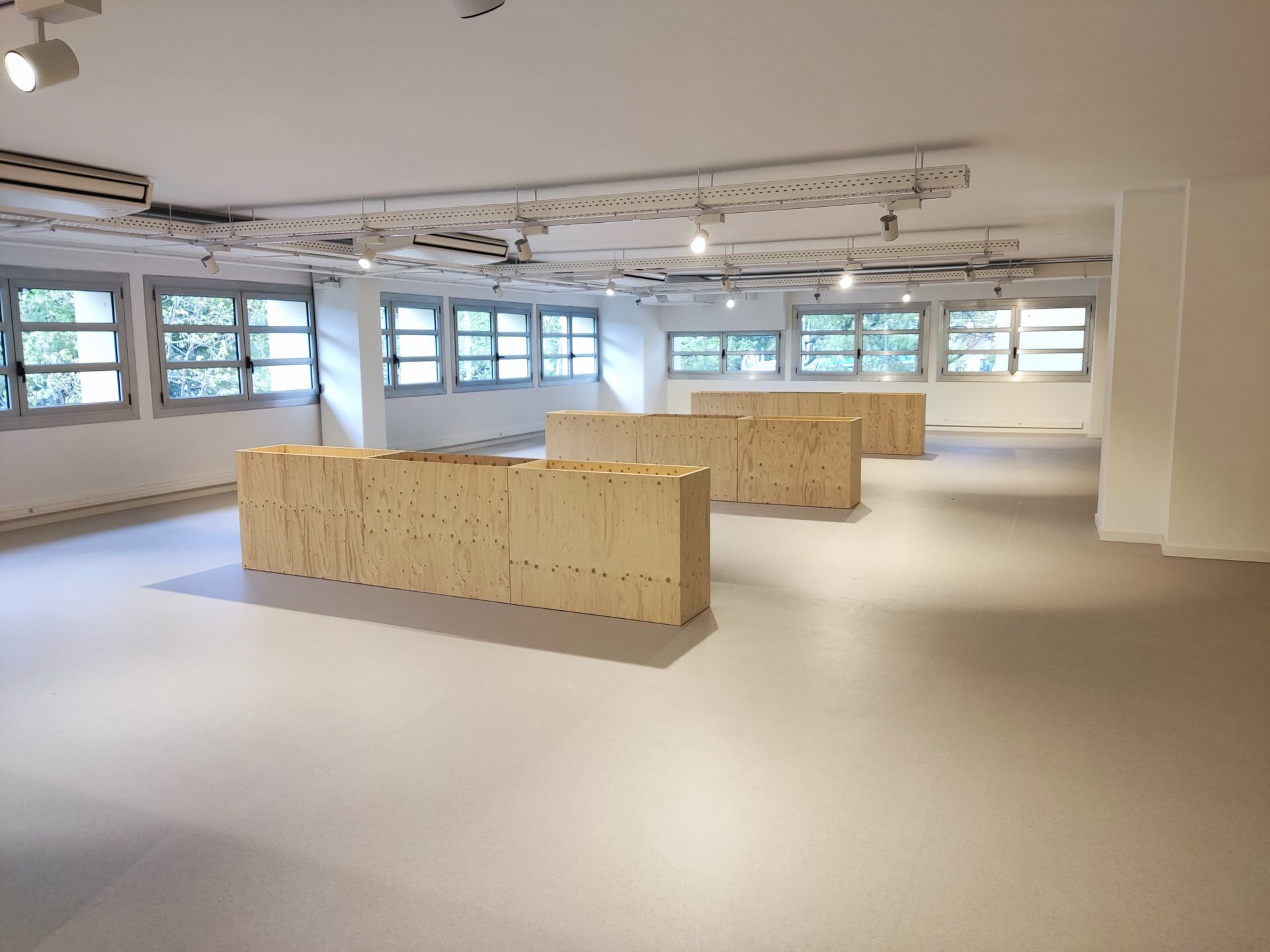 Oficina en Esplugues de Llobregat, Barcelona en alquiler Foto del interior- Imagen 1 de 20