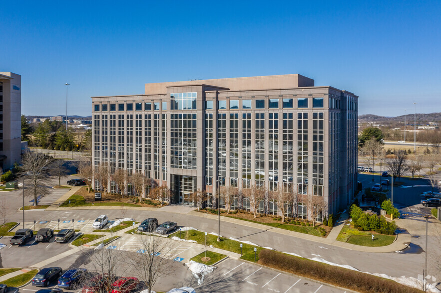 2550 Meridian Blvd, Franklin, TN en alquiler - Foto del edificio - Imagen 3 de 23