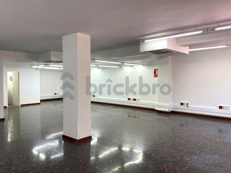 Edificio residencial en Barcelona, Barcelona en venta - Foto del interior - Imagen 3 de 6
