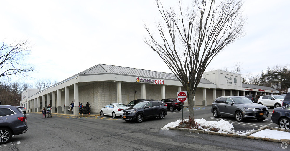 1310 Boston Post Rd, Larchmont, NY en alquiler - Foto del edificio - Imagen 1 de 3