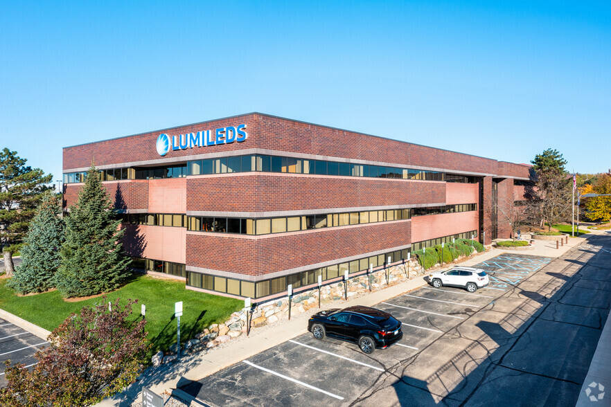 34119 W 12 Mile Rd, Farmington Hills, MI en alquiler - Foto del edificio - Imagen 1 de 6