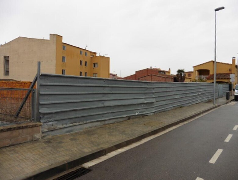 Terreno en Torroella de Montgrí, Gerona en venta - Foto del edificio - Imagen 2 de 11