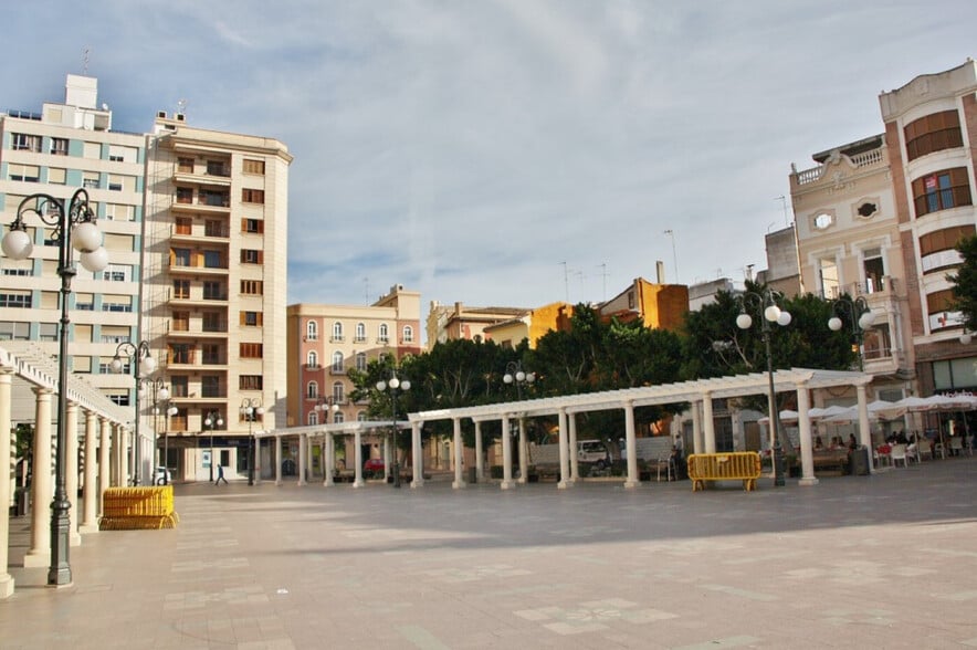 Colón, 23, Alzira, Valencia en alquiler - Foto del edificio - Imagen 2 de 19