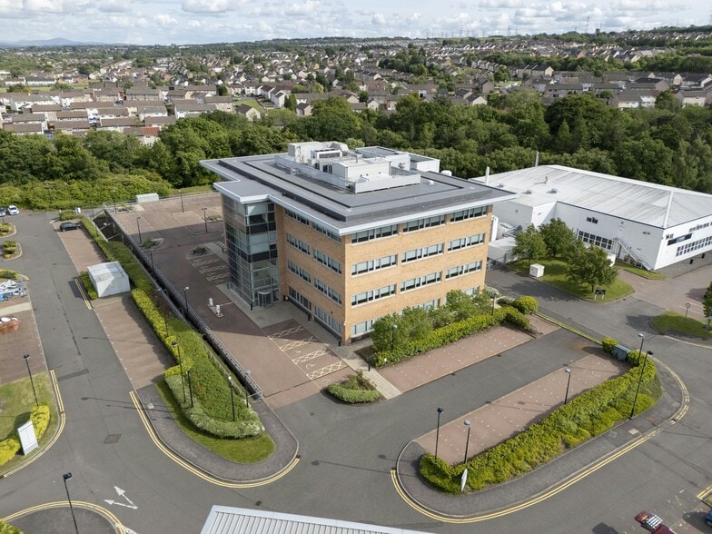 6 Stanley Blvd, Blantyre en alquiler - Foto del edificio - Imagen 1 de 19