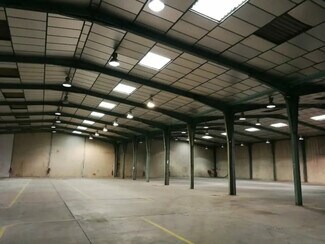 Más detalles de 25 Rue De Berlin, Vitrolles - Nave en alquiler