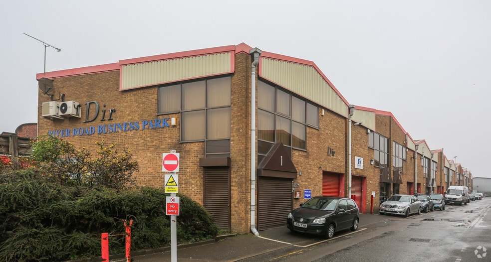 River Rd, Barking en venta - Foto principal - Imagen 1 de 9