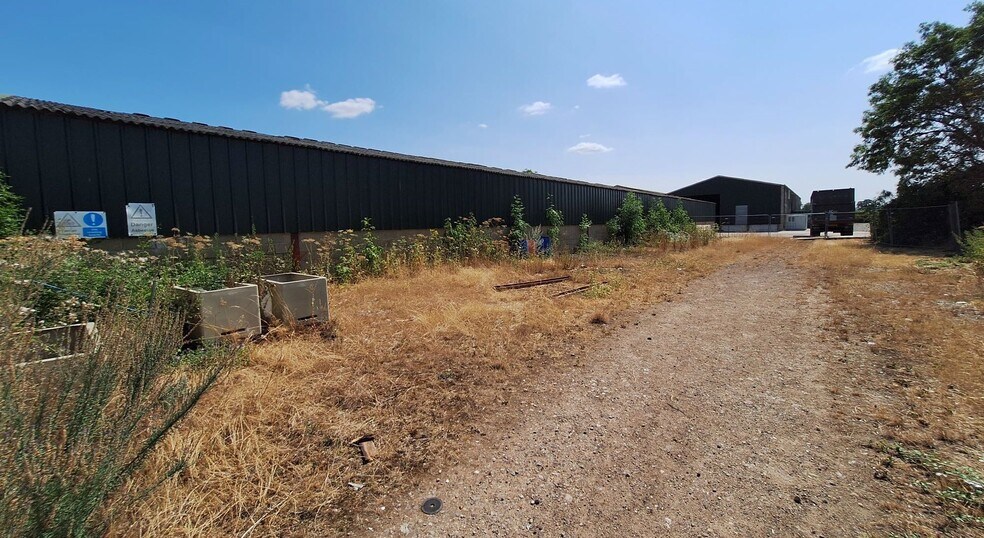 Pound Ln, Hardwicke en alquiler - Foto del edificio - Imagen 2 de 10