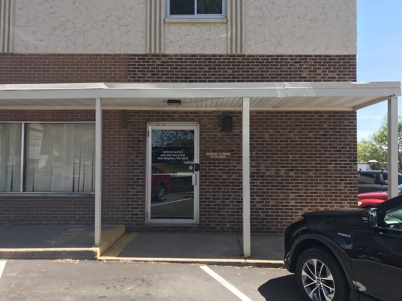 441-445 NW Old Highway 8, New Brighton, MN en alquiler - Foto del edificio - Imagen 3 de 15