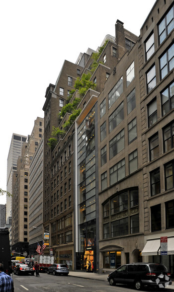 16 E 52nd St, New York, NY en alquiler - Foto del edificio - Imagen 1 de 8