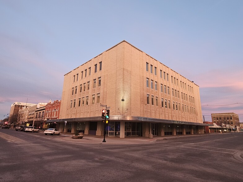 321 Central Ave, Great Falls, MT en alquiler - Foto del edificio - Imagen 2 de 120