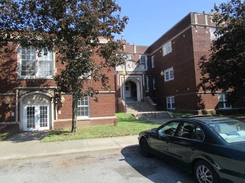 225 S 42nd St, Louisville, KY en venta - Foto principal - Imagen 1 de 8