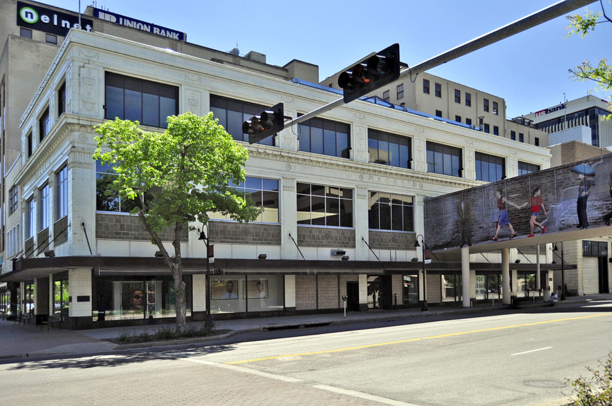 1201 O St, Lincoln, NE en alquiler - Foto del edificio - Imagen 3 de 3