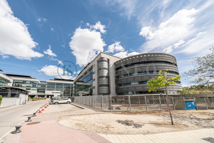 Calle Anabel Segura, 11, Alcobendas, Madrid en alquiler - Foto del edificio - Imagen 3 de 4