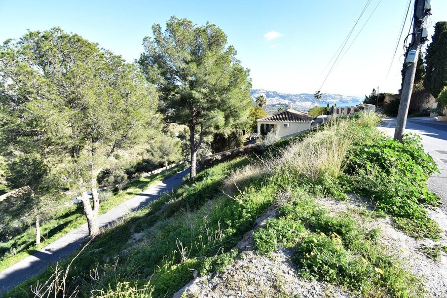Calle Cataluña, Almuñécar, Granada en venta - Foto del edificio - Imagen 2 de 18