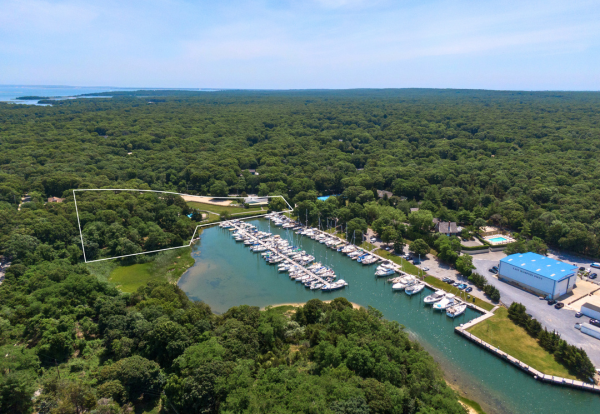 313 Three Mile Harbor Rd, East Hampton, NY en alquiler - Vista aérea - Imagen 1 de 26