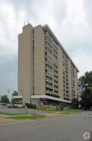 700 E 9th St, Little Rock, AR en venta - Foto del edificio - Imagen 3 de 10