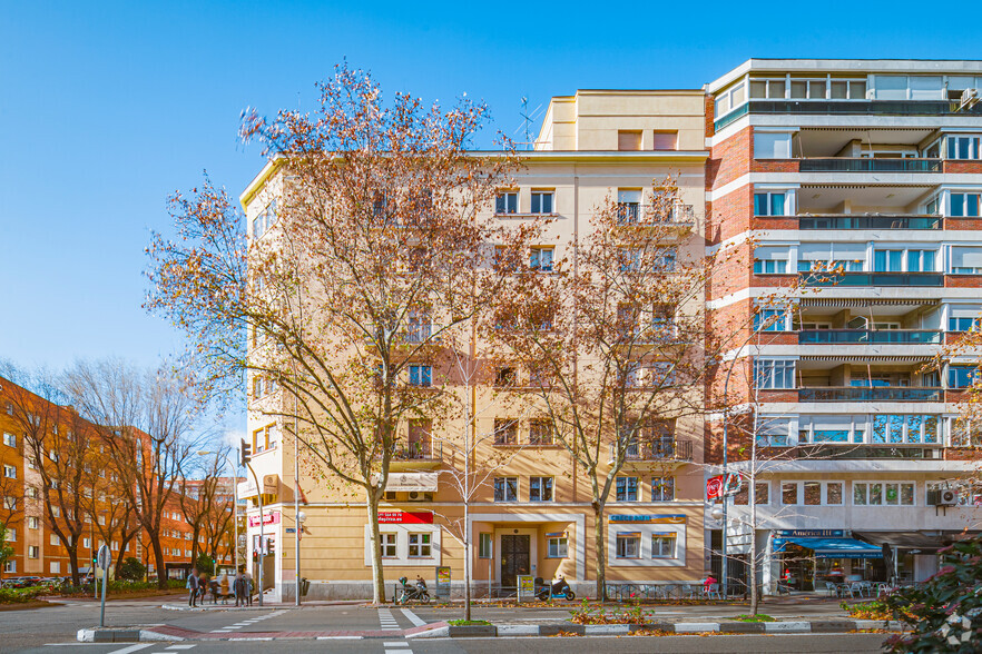 Calle Del Príncipe De Vergara, 55, Madrid, Madrid en alquiler - Foto del edificio - Imagen 2 de 3