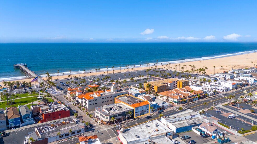 707 E Balboa Blvd, Newport Beach, CA en venta - Foto del edificio - Imagen 3 de 8