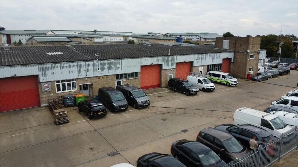 Saville Rd, Peterborough en alquiler - Foto del edificio - Imagen 1 de 6