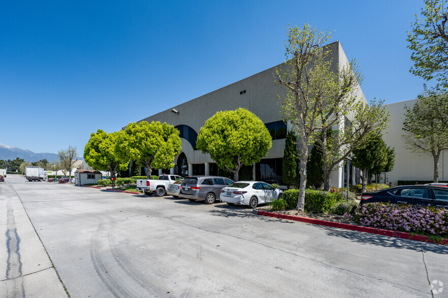 1001 Doubleday Ave, Ontario, CA en alquiler - Foto del edificio - Imagen 1 de 16