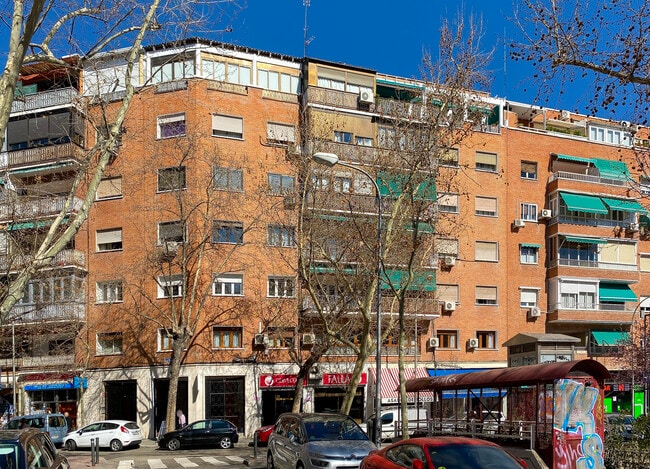 Más detalles para Calle De Ramos Carrión, 9, Madrid - Local en alquiler