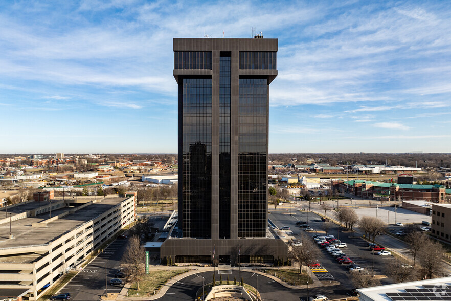 901 E St. Louis St, Springfield, MO en alquiler - Foto del edificio - Imagen 2 de 5