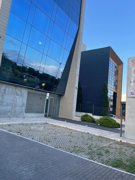 Oficina en Leganés, Madrid en venta - Foto del edificio - Imagen 2 de 6