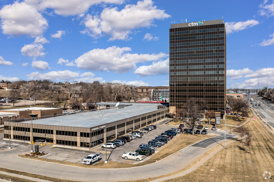 2120 S 72nd St, Omaha, NE en alquiler - Foto del edificio - Imagen 1 de 24