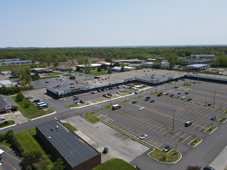 2111-2167 Buffalo Rd, Rochester, NY en alquiler - Foto del edificio - Imagen 1 de 7