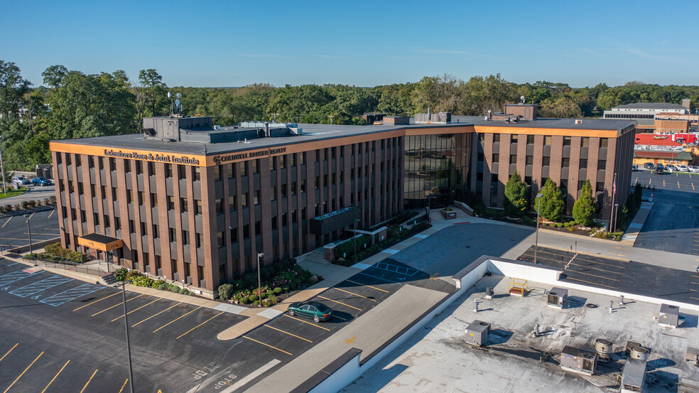 833 W Lincoln Hwy, Schererville, IN en alquiler - Foto del edificio - Imagen 1 de 2