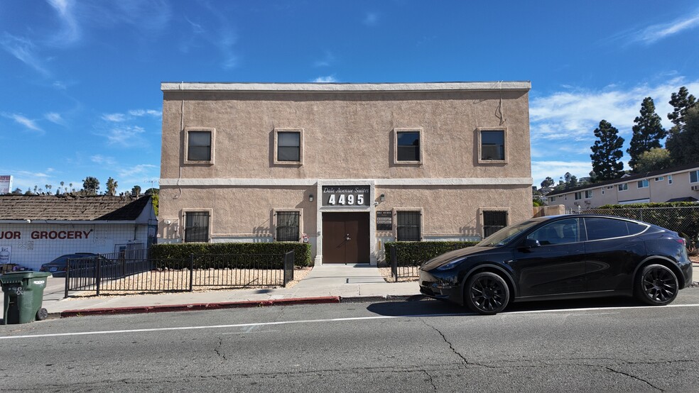 4495 Dale Ave, La Mesa, CA en alquiler - Foto del edificio - Imagen 2 de 5