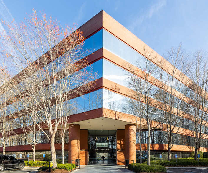 3295 River Exchange Dr, Peachtree Corners, GA en alquiler - Foto del edificio - Imagen 1 de 7