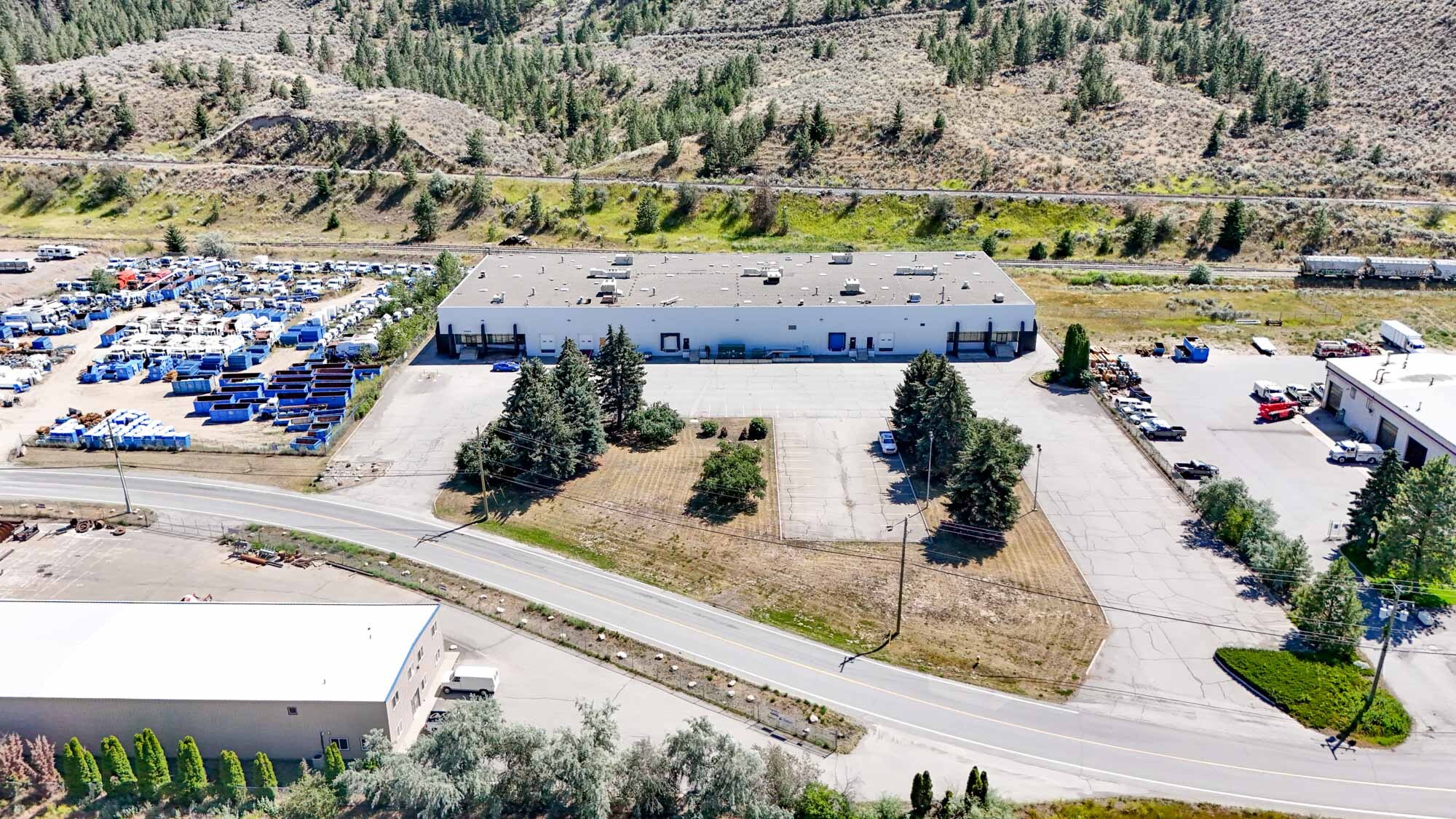 9989 Dallas Dr, Kamloops, BC en alquiler Foto principal- Imagen 1 de 12