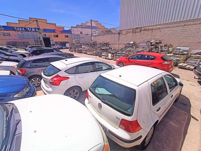 Nave en Cáceres, Cáceres en venta - Foto del edificio - Imagen 2 de 15