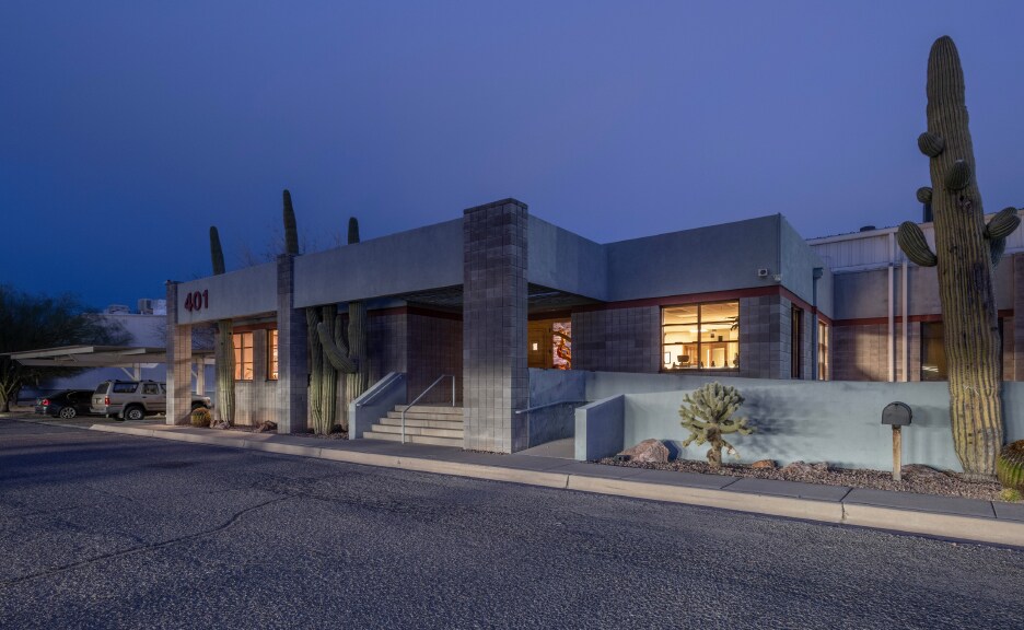 401-415 E. Irvington Rd cartera de 2 inmuebles en venta en LoopNet.es Foto del edificio- Imagen 1 de 10