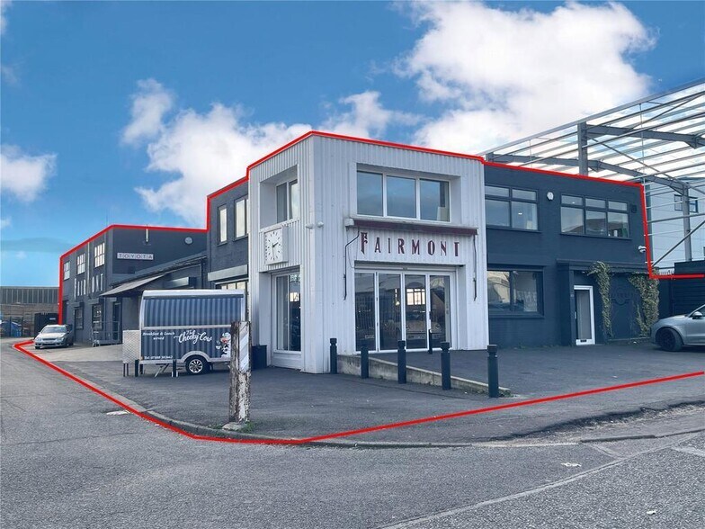 18 Tallon Rd, Brentwood en alquiler - Foto del edificio - Imagen 1 de 24