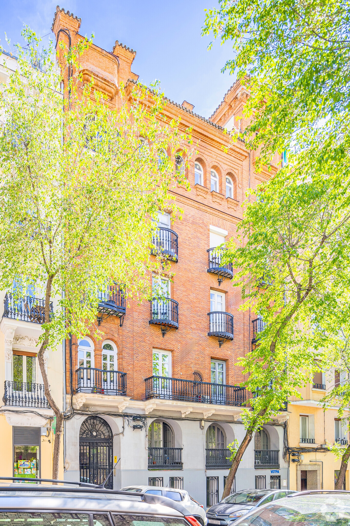 Calle Benito Gutierrez, 27, Madrid, Madrid en venta Foto principal- Imagen 1 de 1