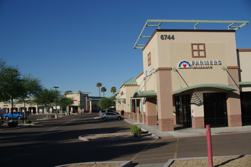 W Glendale Ave, Glendale, AZ en alquiler - Foto del edificio - Imagen 2 de 6