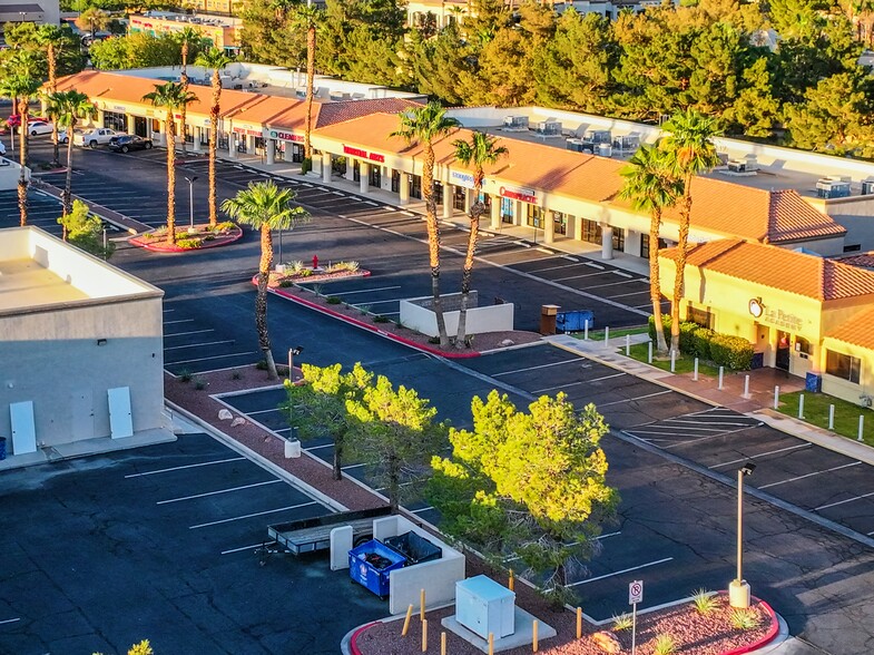 80 N Pecos Rd, Henderson, NV en alquiler - Foto del edificio - Imagen 1 de 9