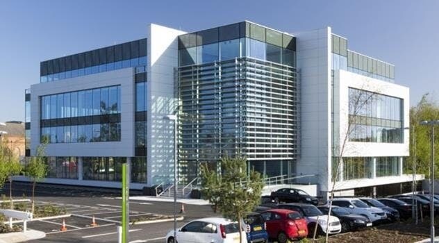 5 Chertsey Ln, Staines en alquiler - Foto del edificio - Imagen 3 de 15