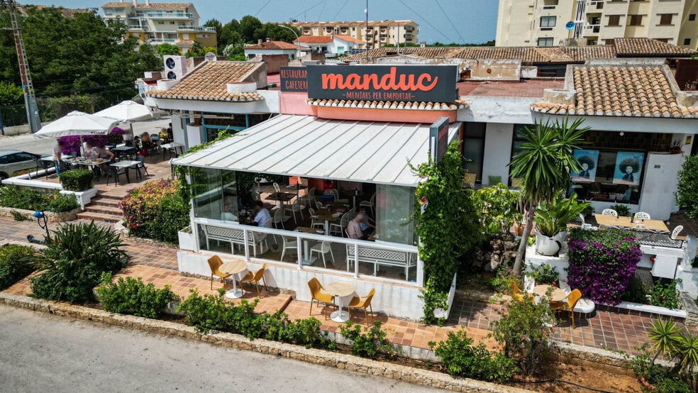 Local en Dénia, Alicante en venta - Foto del edificio - Imagen 3 de 3