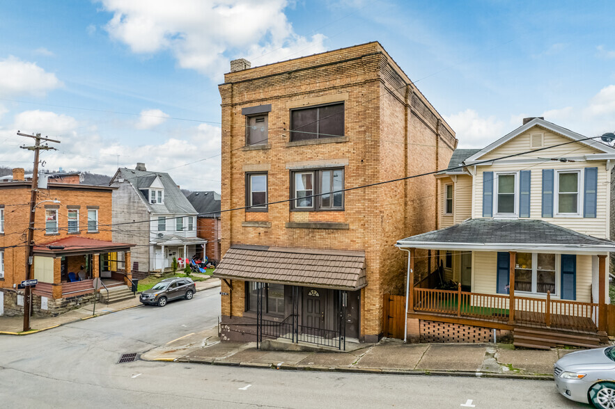 401 6th St, Charleroi, PA en venta - Foto del edificio - Imagen 2 de 5